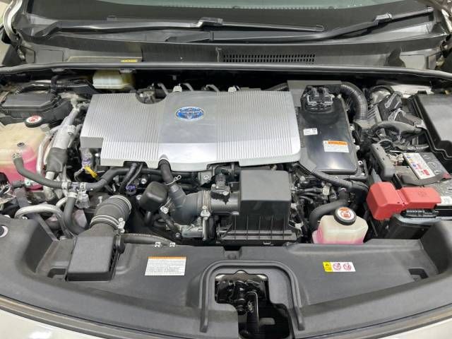 Toyota PRIUS PHV 2017-03 24894-18