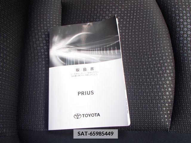 Toyota PRIUS 2020-09 345063-18