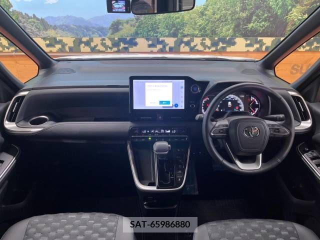 Toyota VOXY 2022-03 343196-1