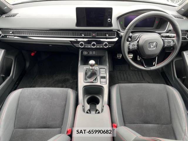 Honda CIVIC 2021-10 302699-1