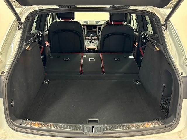 Porsche MACAN 2015-12 18425-12