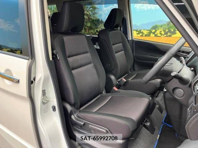 Nissan SERENA 2019-07 284115-8