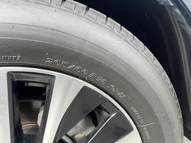 Toyota SAI 2014-01 12228-21