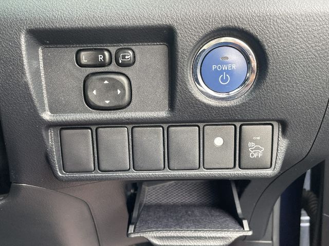Toyota SAI 2014-01 12228-14