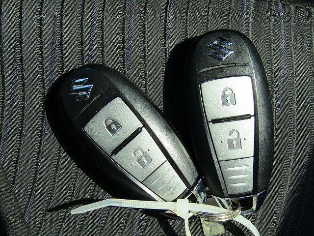 Suzuki SWIFT 2010-10 4425-23