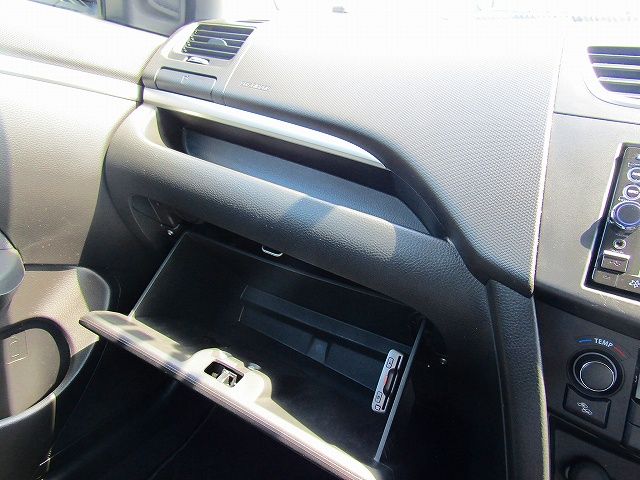 Suzuki SWIFT 2010-10 4425-14