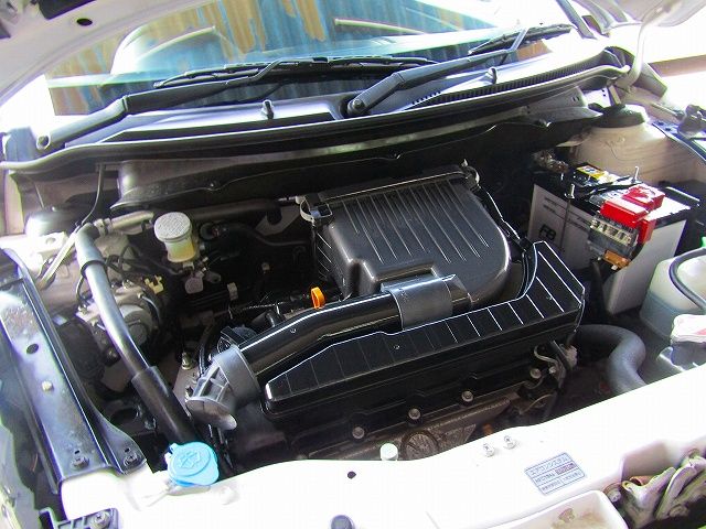 Suzuki SWIFT 2010-10 4425-27