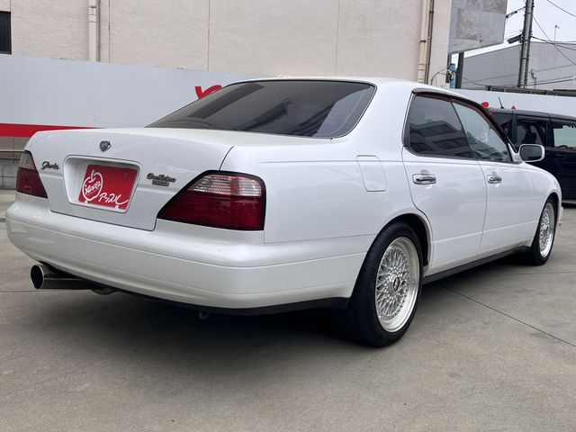 Nissan GLORIA HARDTOP 1995-07 10945-2