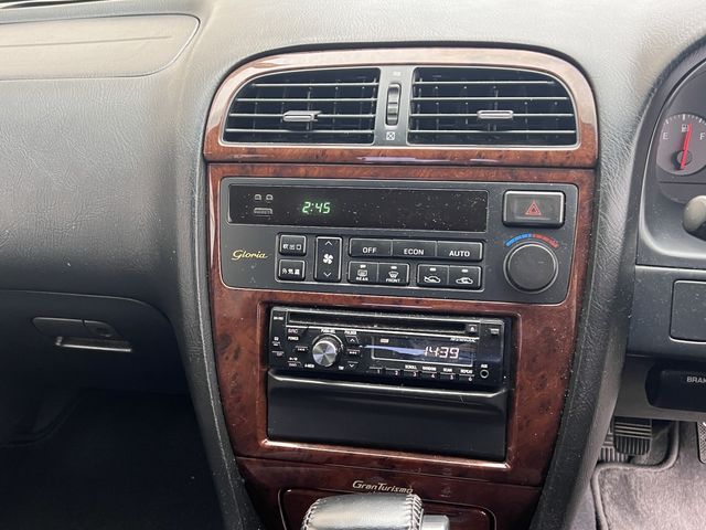 Nissan GLORIA HARDTOP 1995-07 10945-4