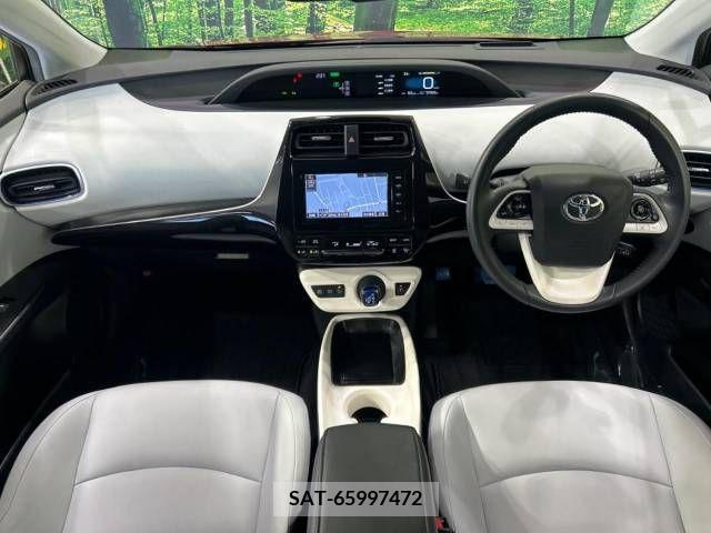 Toyota PRIUS 2016-07 366326-1