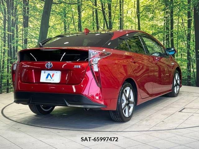Toyota PRIUS 2016-07 366326-17