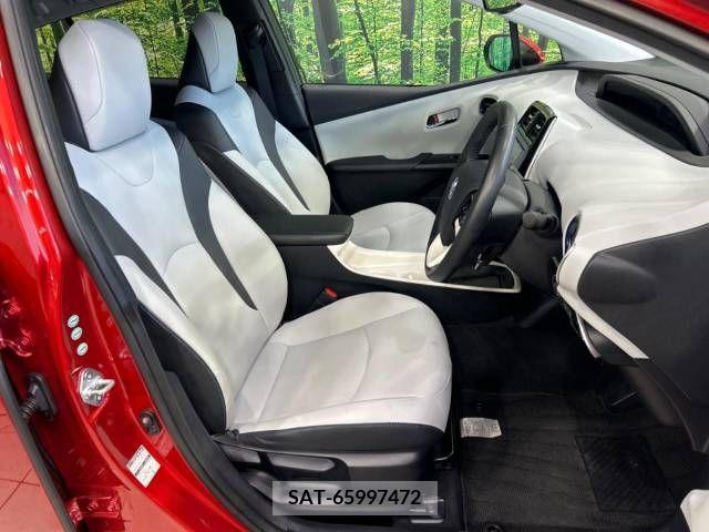 Toyota PRIUS 2016-07 366326-8