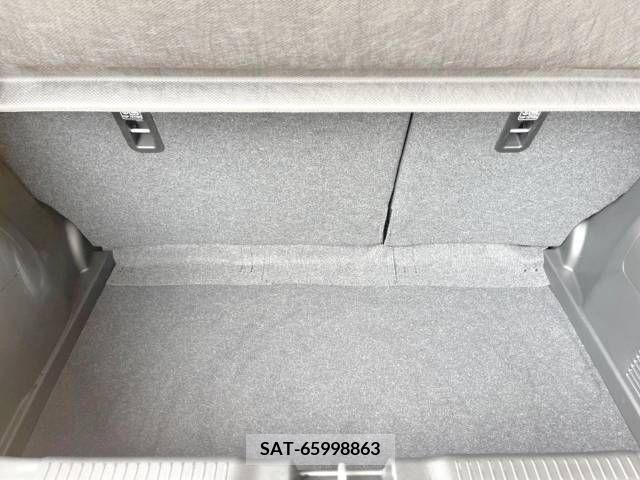 Suzuki SWIFT 2018-04 336863-11