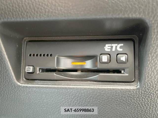 Suzuki SWIFT 2018-04 336863-8