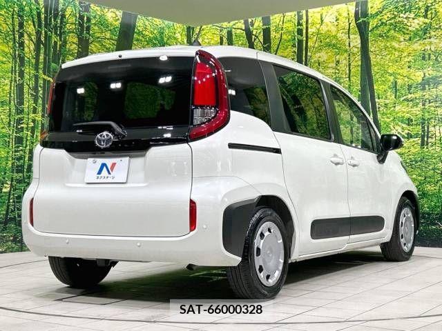 Toyota SIENTA 2022-10 332100-17