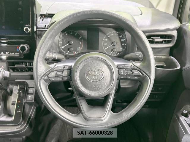 Toyota SIENTA 2022-10 332100-11