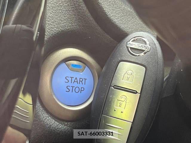 Nissan NOTE 2017-10 365396-6