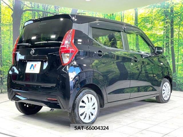 Nissan DAYZ 2022-01 215151-17