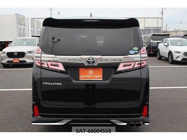 Toyota VELLFIRE 2018-03 332366-3