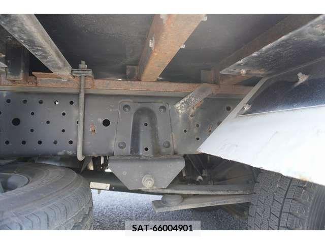 Isuzu ELF TRUCK 2020-05 269531-9