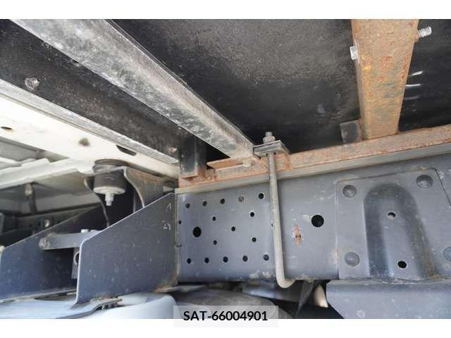 Isuzu ELF TRUCK 2020-05 269531-10