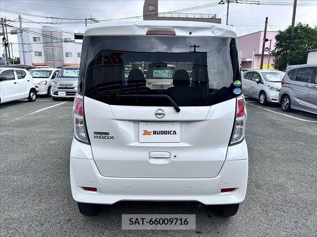 Nissan ROOX 2019-11 323939-13