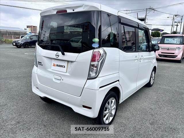 Nissan ROOX 2019-11 323939-12