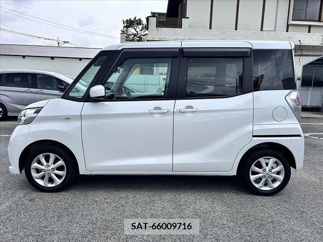 Nissan ROOX 2019-11 323939-11