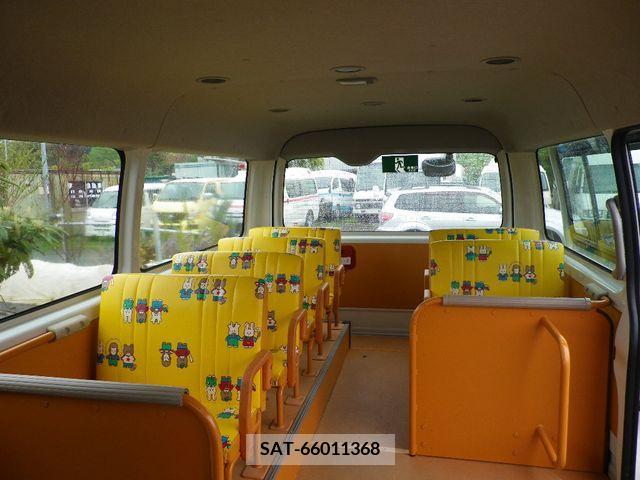 Toyota HIACE WAGON 2011-03 224567-6