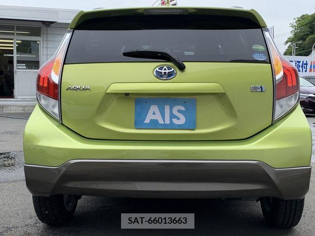 Toyota AQUA 2015-03 260167-6