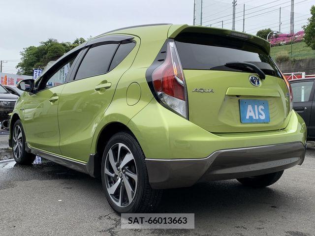 Toyota AQUA 2015-03 260167-7