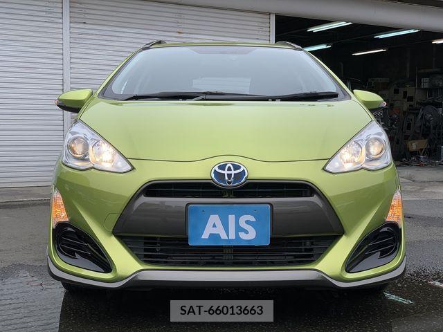 Toyota AQUA 2015-03 260167-3