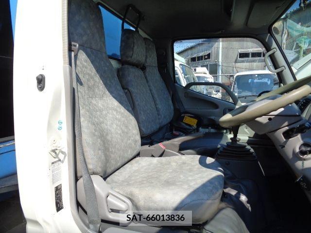 Hino DUTRO 2010-08 376028-23