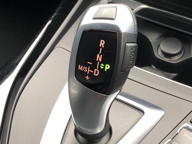 Bmw 1 SERIES 2017-09 27273-11