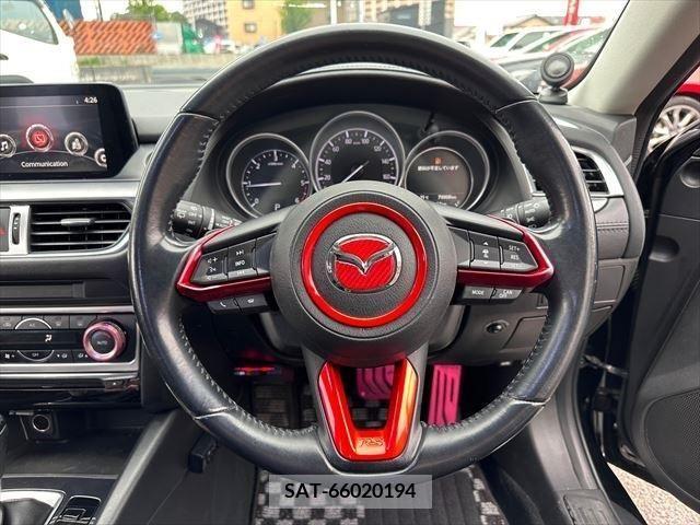 Mazda ATENZA WAGON 2017-08 260837-24