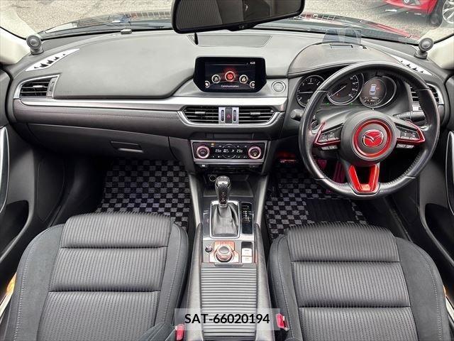 Mazda ATENZA WAGON 2017-08 260837-18