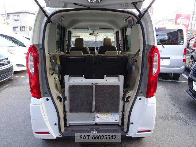 Honda N BOX 2018-10 212476-9