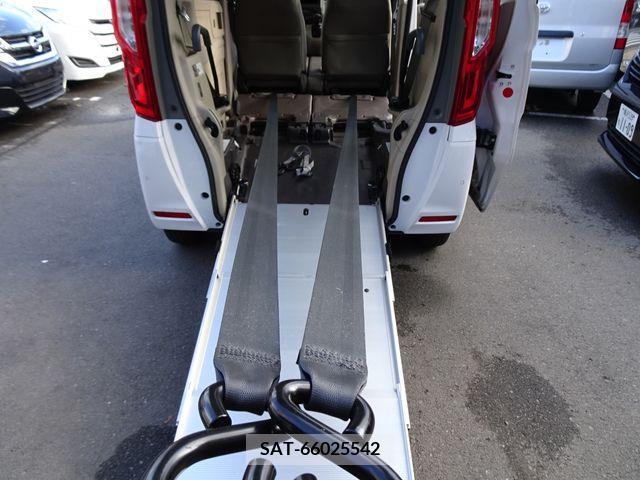 Honda N BOX 2018-10 212476-16