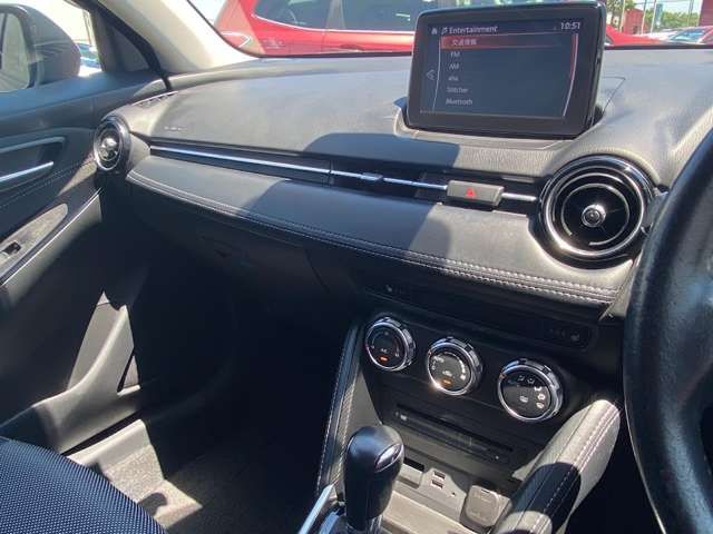 Mazda DEMIO 2018-08 18528-18
