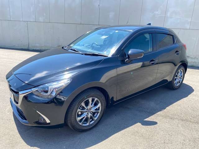 Mazda DEMIO 2018-08 18528-1