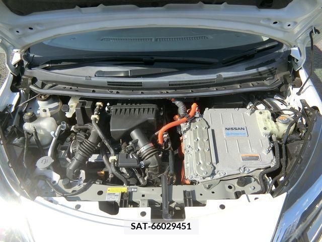 Nissan NOTE 2019-01 372180-14