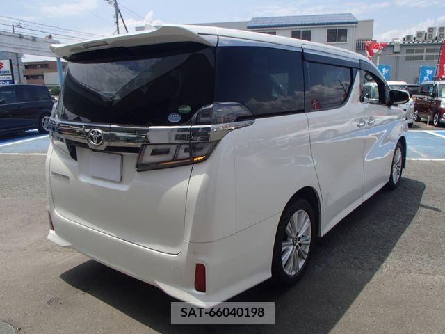 Toyota VELLFIRE 2019-02 299471-1