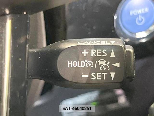 Toyota PRIUS 2020-07 366522-6