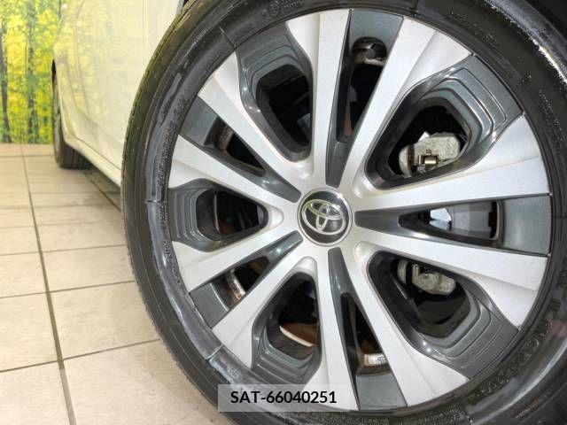 Toyota PRIUS 2020-07 366522-13