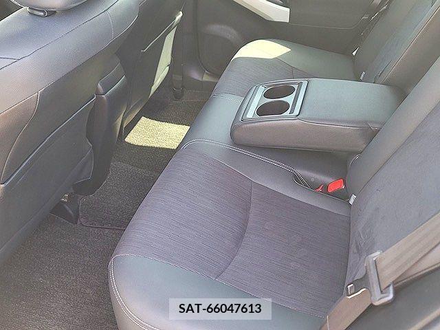 Toyota PRIUS 2014-11 232468-9