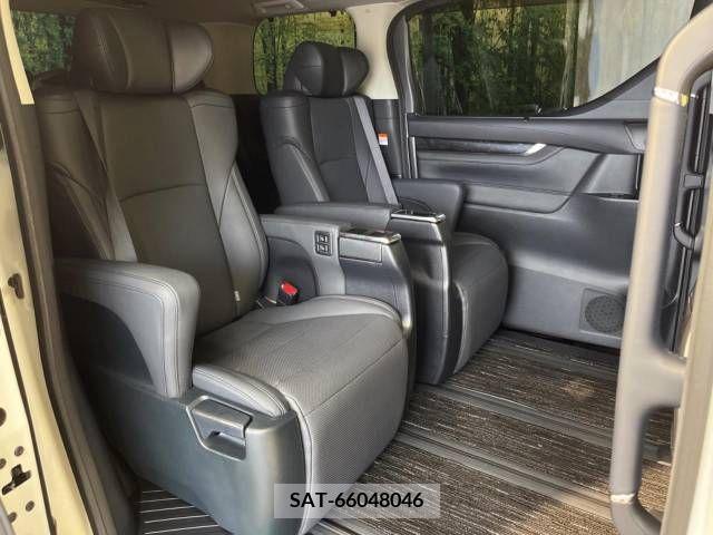 Toyota ALPHARD 2022-09 378831-9