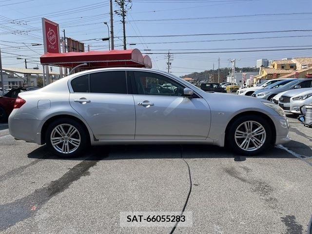 Nissan SKYLINE 2010-07 215295-3