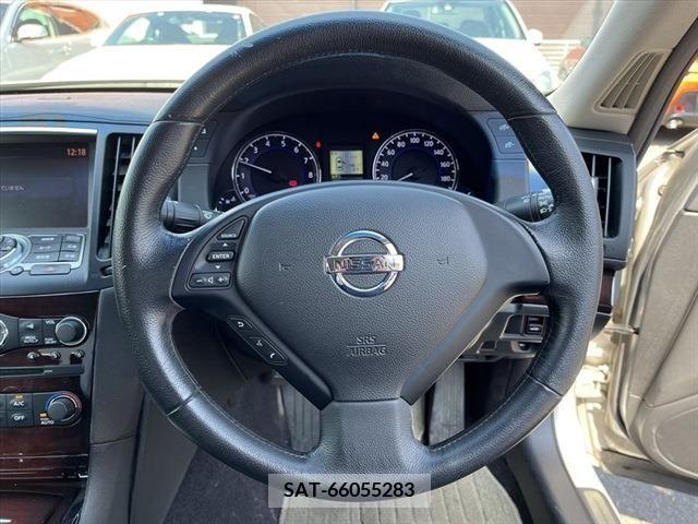 Nissan SKYLINE 2010-07 215295-24