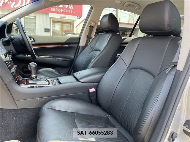 Nissan SKYLINE 2010-07 215295-21