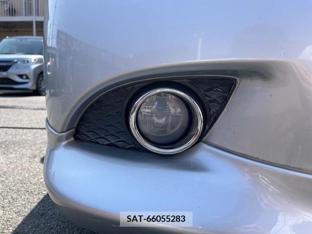 Nissan SKYLINE 2010-07 215295-11